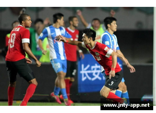 张璐：中国足球领军人物，国家队新生代核心球员。