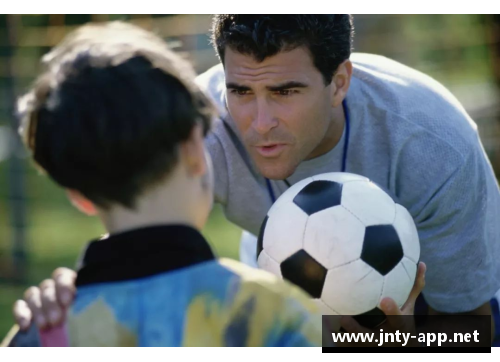 非足球专业者可成为足球教练吗？