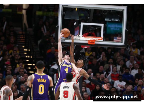 波特兰开拓者遭遇四连败，陷入低谷 - 副本